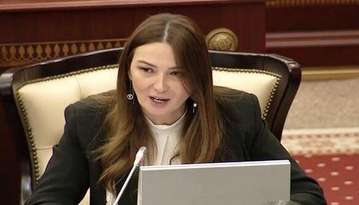 Türkiyəli nazir Qənirə Paşayevadan yazdı