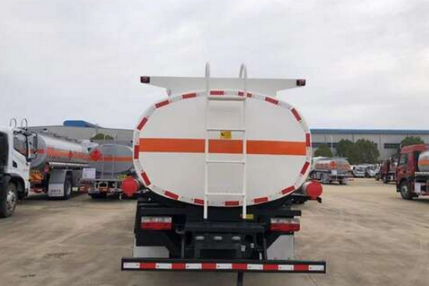 Qarabağdakı bağçalara və təcili yardım stansiyalarına yanacaq göndəriləcək - RƏSMİ