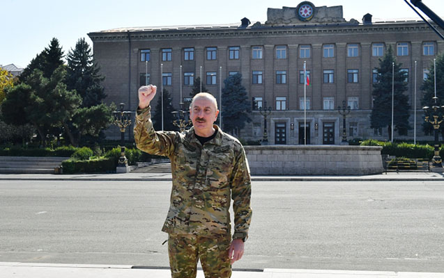 Prezident o binadan danışdı