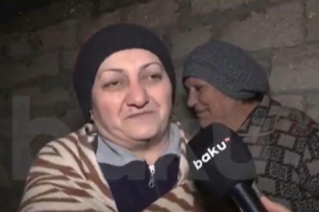 Əsirlikdən azad olunan hərbçimizin qonşuları sevinclərini bölüşüblər