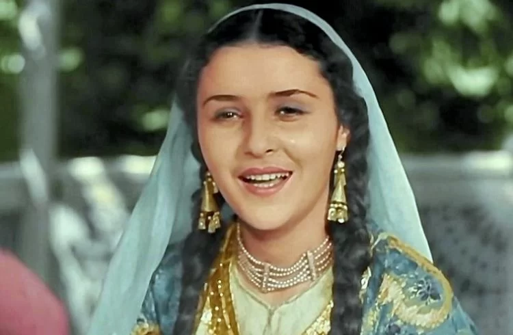 “Azərbaycan gözəli” Leyla Bədirbəylinin doğum günüdür