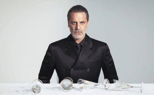 3 il sonra ekranlara qayıdır