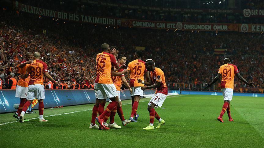 Bu futbolçu "Qalatasaray"dan ayrılır