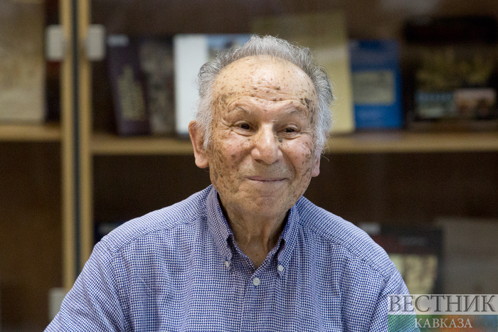 Komitə Çingiz Hüseynovun vəfatı ilə bağlı nekroloq yaydı