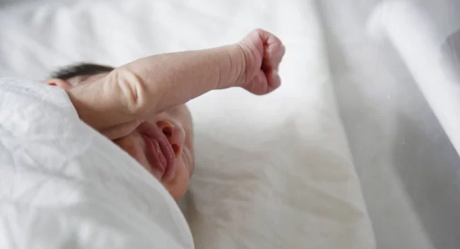 Yanğında ölən körpələr... Vicdanı olan məmur bu günahla necə yaşaya bilər axı?!