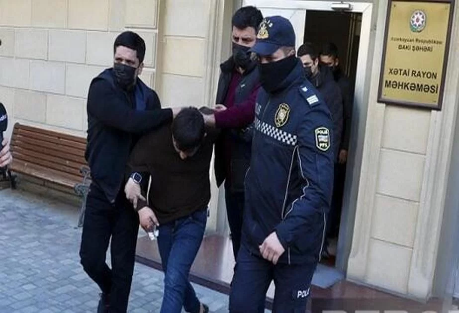 DYP Əhmədə sürücülük vəsiqəsini necə verib?