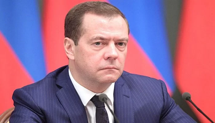 Medvedev: "Ukrayna artıq terrorçu dövlətə çevrilib"