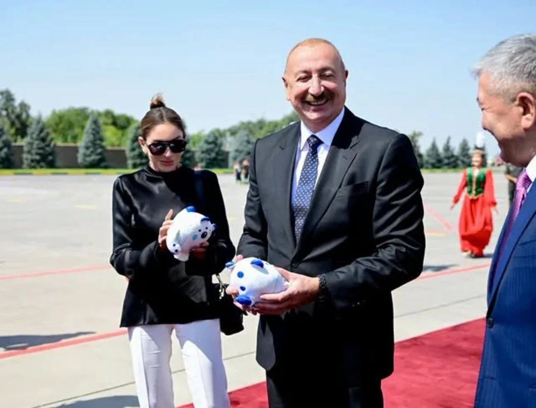 İlham Əliyev və Mehriban Əliyeva Bişkekdə 6-cı Dünya Köçəri Oyunlarının açılış mərasimində iştirak edirlər