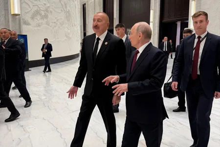 İlham Əliyev Bişkekdə Vladimir Putin ilə söhbət etdi - FOTO - VİDEO