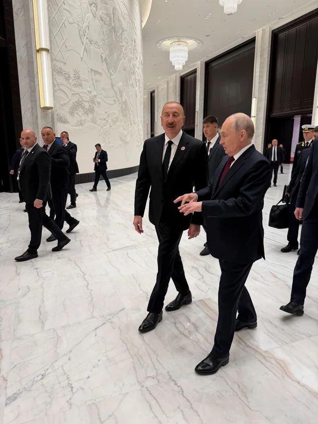 İlham Əliyev Bişkekdə Vladimir Putin ilə söhbət etdi - FOTO - VİDEO