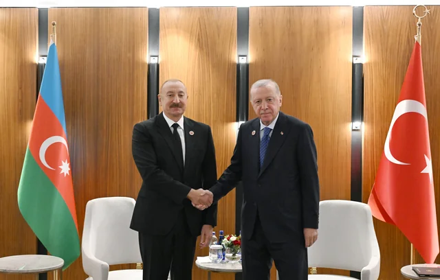 İlham Əliyevin Bişkekdə Rəcəb Tayyib Ərdoğanla görüşü olub - FOTO