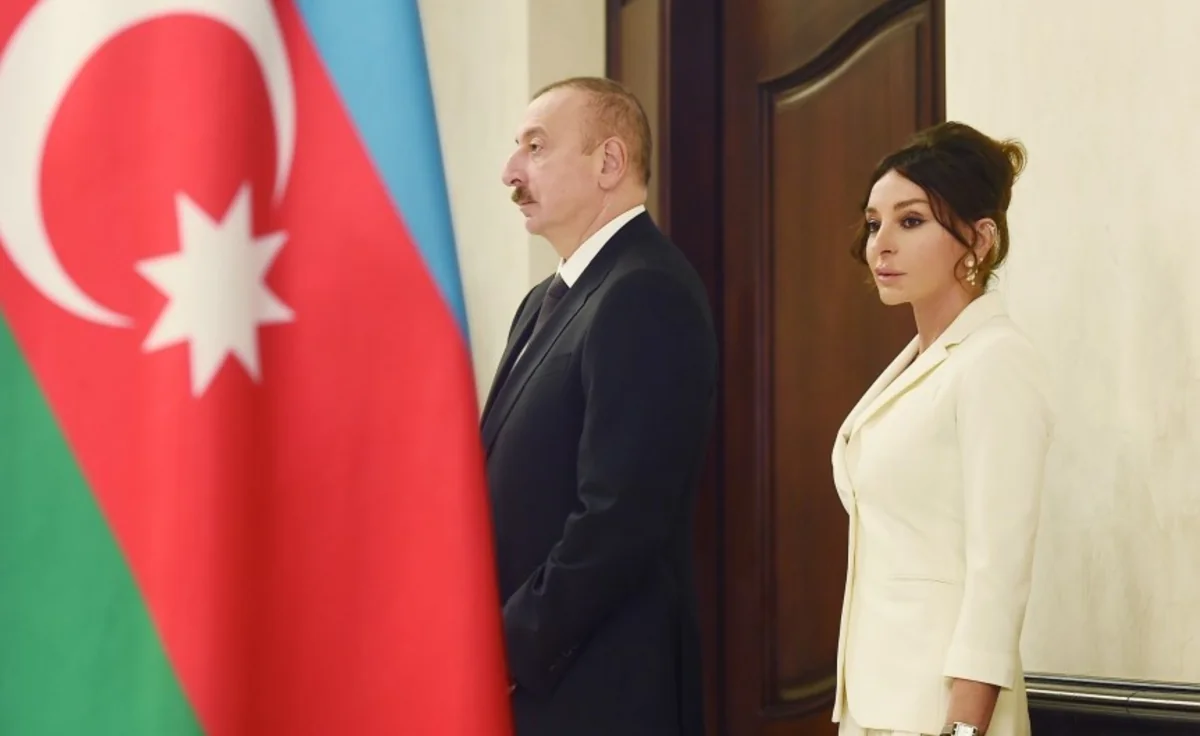 İlham Əliyev və Mehriban Əliyeva Aleksandr Şarovskinin vəfatı ilə bağlı nekroloq imzaladılar