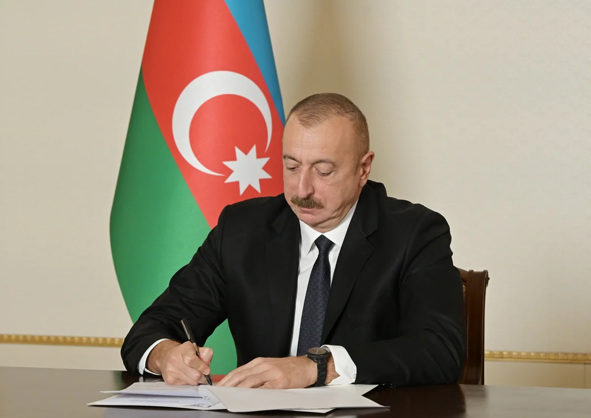 İlham Əliyev kənd təsərrüfatı işçilərini təltif edib - Siyahı
