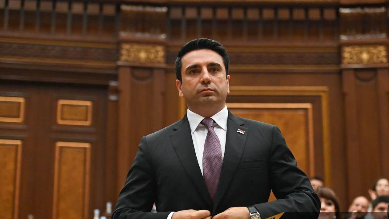 Alen Simonyan Rusiyaya səfər edəcək