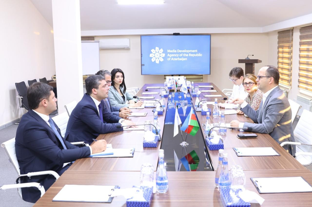 ATƏT/DTİHB ilə seçkilərdə medianin fəaliyyəti müzakirə edilib