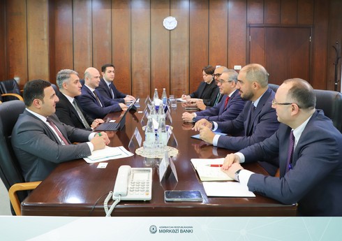 Azərbaycan ICD ilə islam maliyyəsi alətlərinin tətbiqini müzakirə edib