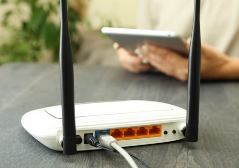 Azərbaycanda 3 milyona yaxın təsərrüfatın genişzolaqlı internetə çıxışı var