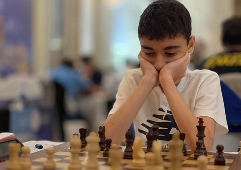 Azərbaycanda vergi işçiləri üçün elmi dərəcəyə görə əlavələrin məbləği müəyyən edilib