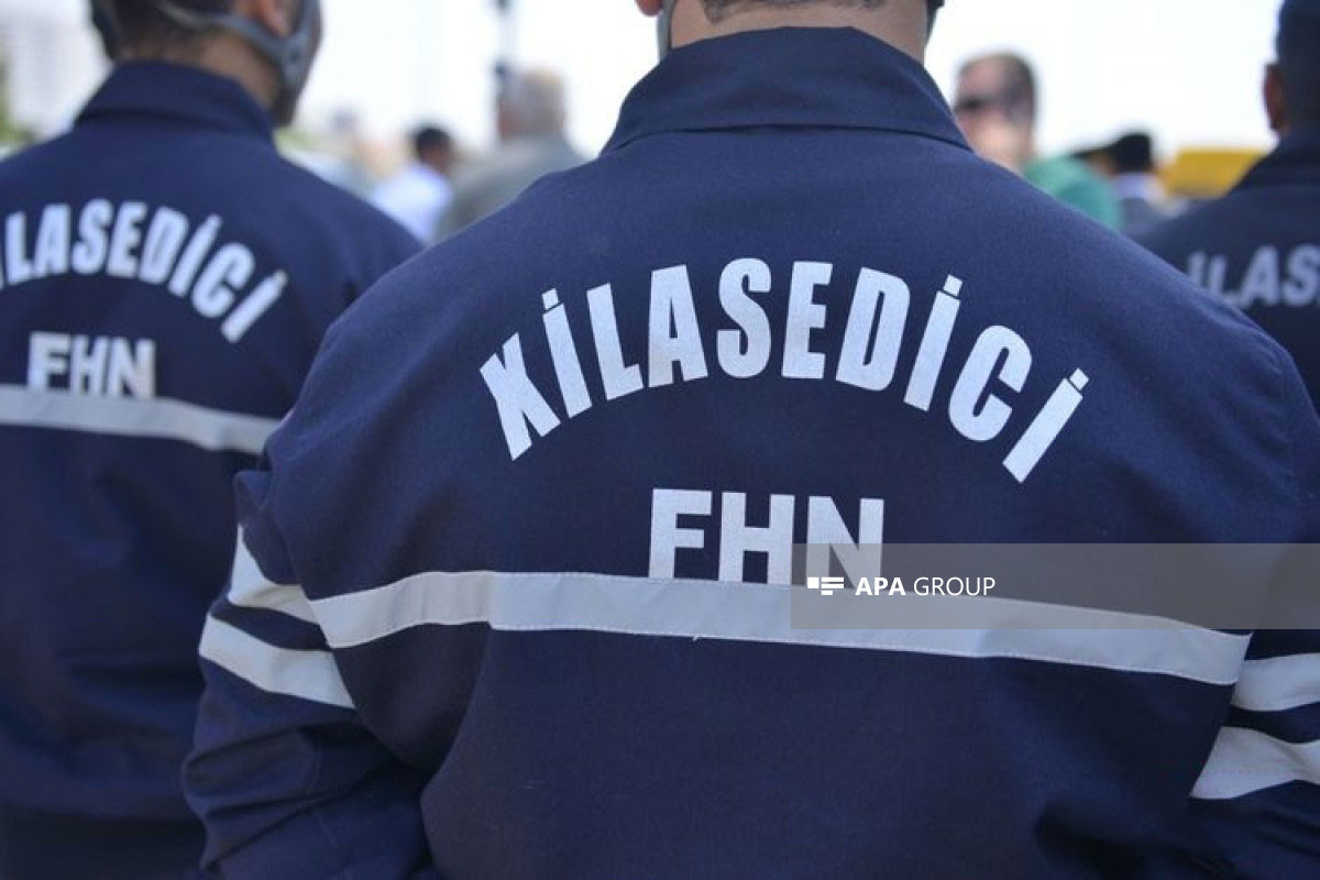 Bakıda liftdə qalmış 9 nəfər xilas edilib