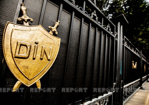 Bakıda əyləncə məqsədilə ətrafa tapança nümayiş etdirən şəxs müəyyən edilib, silah oyuncaq imiş - YENİLƏNİB