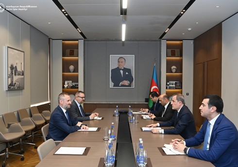 Ceyhun Bayramov Polşa səfirini diplomatik fəaliyyətinin başa çatması münasibətilə qəbul edib