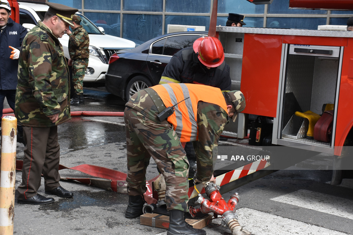 FHN: Ötən sutka 21 yanğına çıxış olub, 4 nəfər xilas edilib