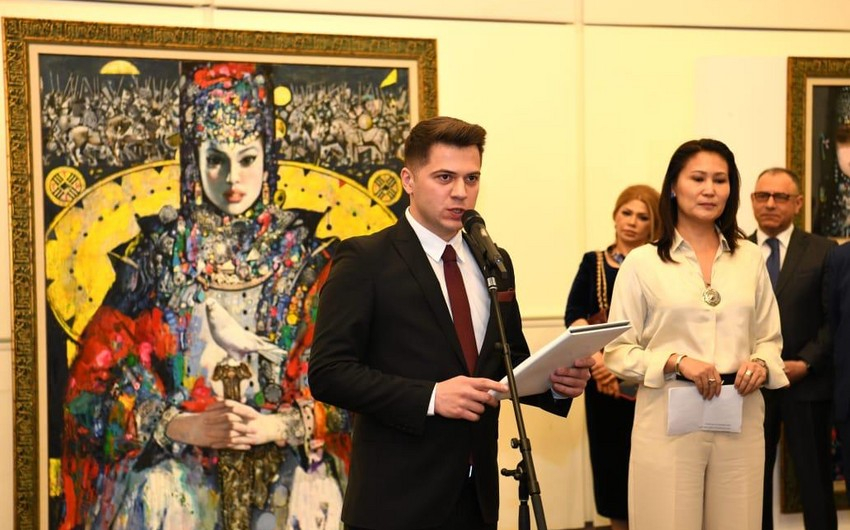 Heydər Əliyev Mərkəzində Türk dünyası rəssamlarının “Tomris” adlı sərgisi keçirilib - FOTO
