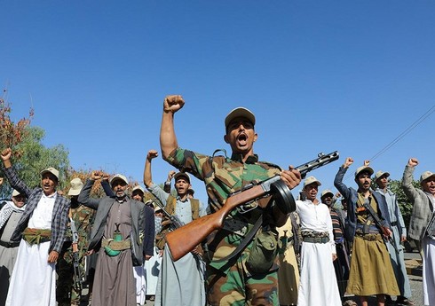 Husilər İsraillə işləyən bütün gəmiləri hədəfə alacaq