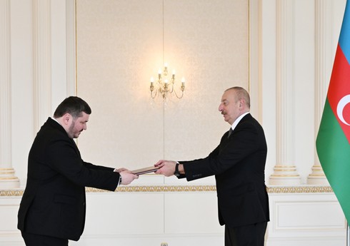 İlham Əliyev Ukrayna səfirinin etimadnaməsini qəbul edib - YENİLƏNİB