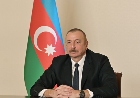 İlham Əliyev Vyetnam Prezidentini təbrik edib