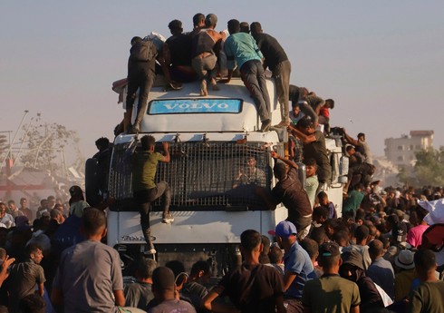 İordaniya İsraili Qəzzaya yardım aparan maşınlara hücum etməkdə günahlandırıb