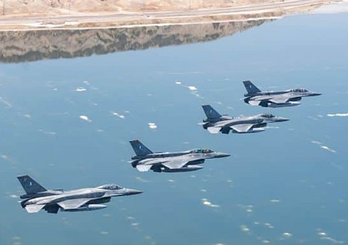 İsrail aviasiyası İranın qərbində 35 raket anbarını sıradan çıxarıb