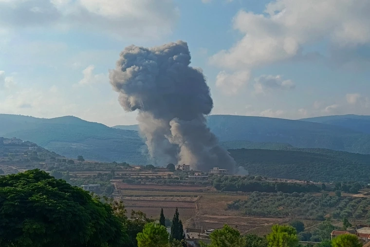 İsrail ordusunun onlarla qırıcısı "Hizbullah"a zərbələr endirir