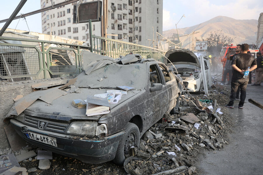 İsrailin 200-dən çox qırıcı təyyarəsi İranda 100 hədəfə zərbə endirib