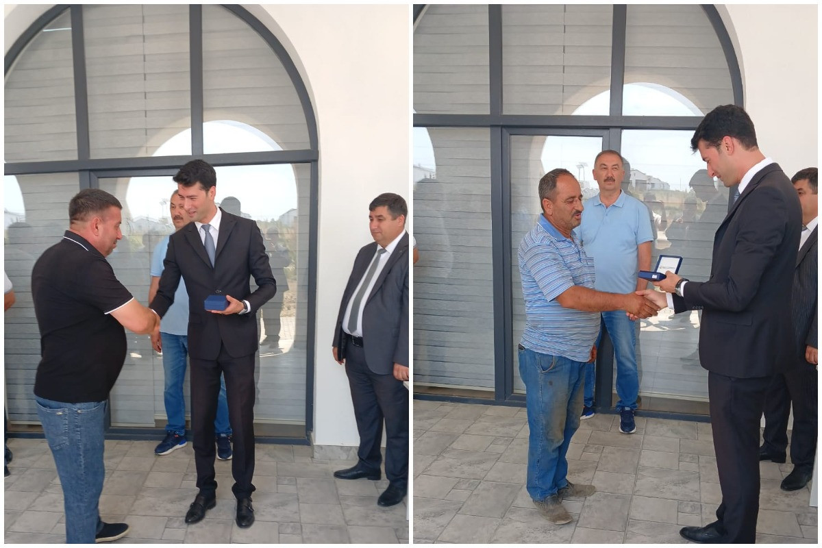 Köç karvanı Ağdamın Xıdırlı kəndinə çatıb, açarlar təqdim edilib - FOTO