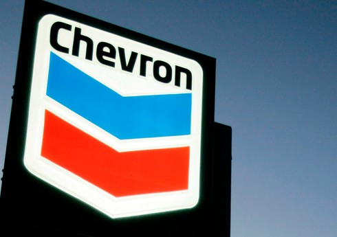 KİV: ABŞ “Chevron”a Venesuelada neft hasilatını bərpa etməyə icazə verib