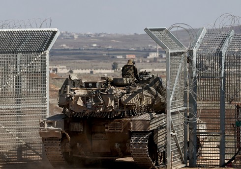 KİV: İsrail Suriyanın hərbi obyektlərinə hücumları dayandıracağına söz verib