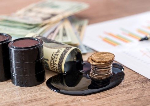 Komitə sədri: "Azərbaycan nefti ötən il büdcə qiymətindən 10% baha satılıb"