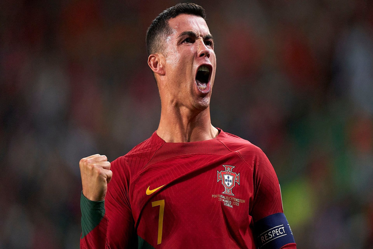 Kriştiano Ronaldo 900-cü qolunu vurub