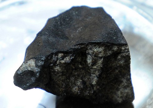 Marsdan olan meteoritdə qədim geotermal qaynaqların izləri aşkar edilib