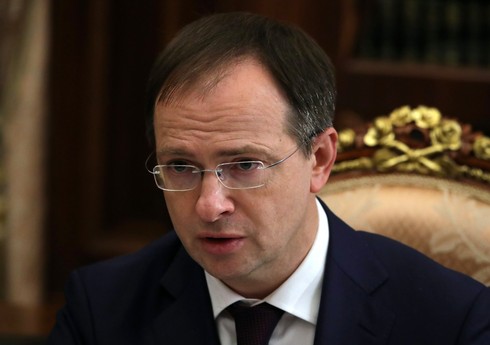 Medinski: Rusiya və Ukrayna prezidentlərinin görüşü üçün razılaşmanın şərtlərini hazırlamaq lazımdır