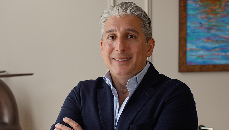 Moskvada xüsusi təyinatlılar azərbaycanlı iş adamının şirkətində axtarışlara başlayıb