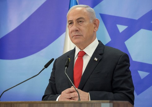 Netanyahu rüşvətxorluq, dələduzluq ittihamları ilə bağlı ifadə vermək üçün məhkəməyə gəlib