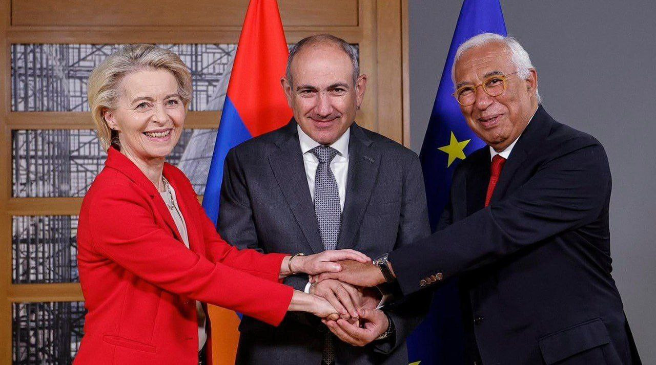 Paşinyan Brüsseldə Aİ liderləri ilə görüşüb