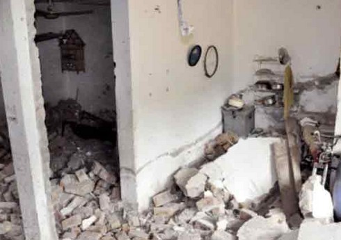 Pakistanda partlayış nəticəsində binanın damı uçub, altı nəfər ölüb