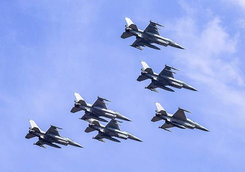 Polşa Rusiyanın fəallığına görə təyyarələrini havaya qaldırıb