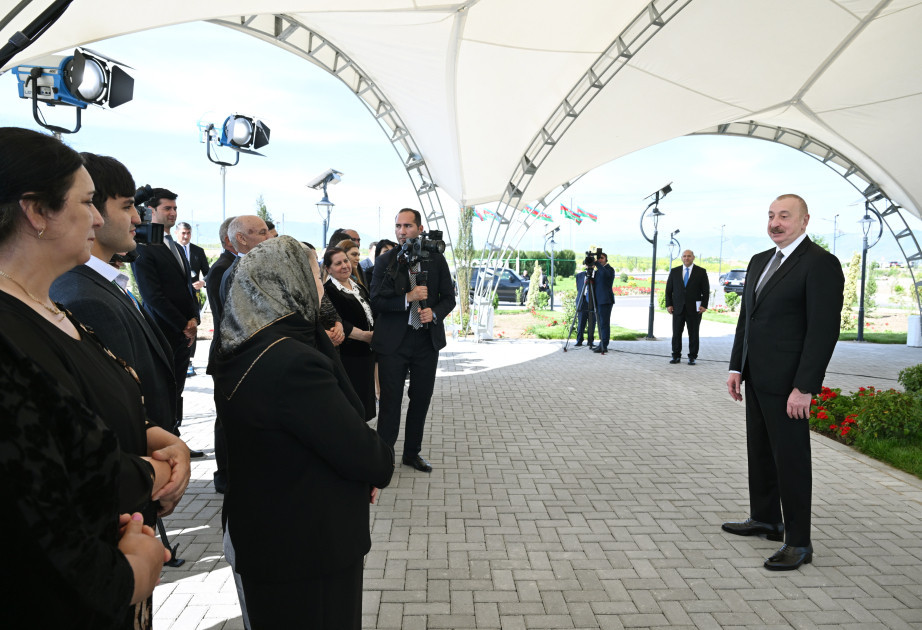 Prezident: İkinci mərhələdə Kəngərlidə daha çox ev tikiləcək