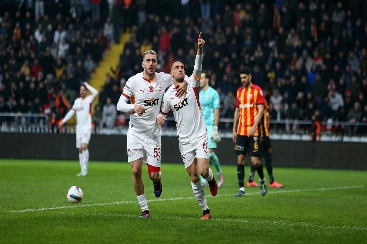 "Qalatasaray” səfərdə böyük hesablı qələbə qazanıb