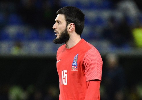 "Qarabağ"ın futbolçusu Azərbaycan millisinin heyətindən çıxarılıb