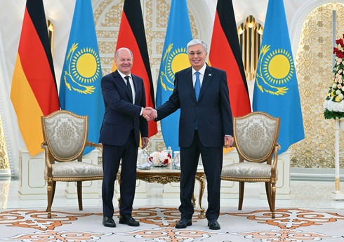 Qazaxıstanda Tokayev və Şoltsun mətbuat konfransı ləğv edilib